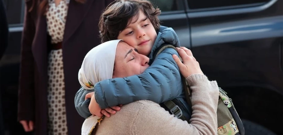 Далекий город - кадры из сериала