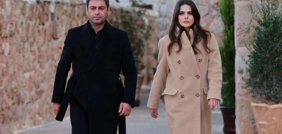 Далекий город - кадры из сериала