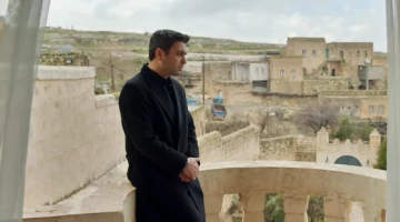 Далекий город - кадры из сериала