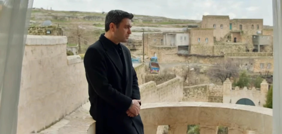 Далекий город - кадры из сериала