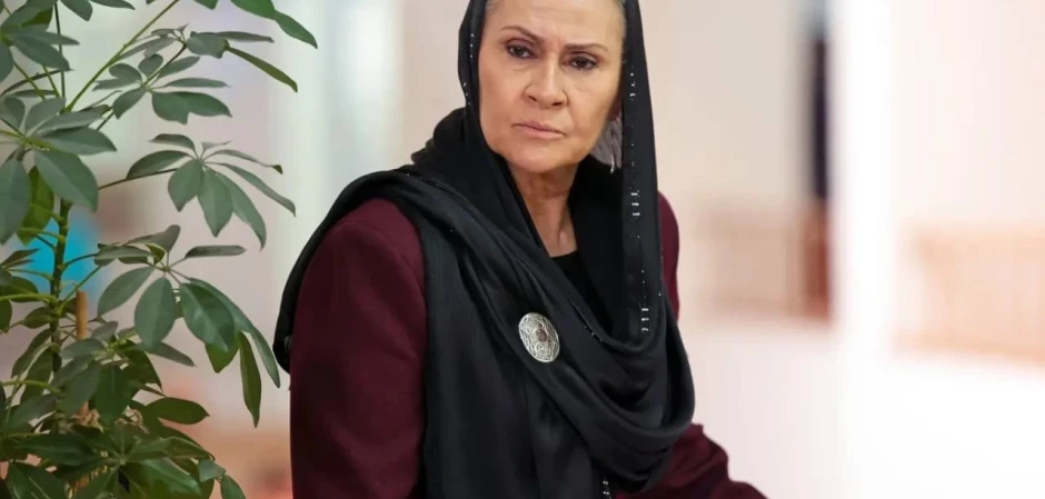 Далекий город - кадры из сериала