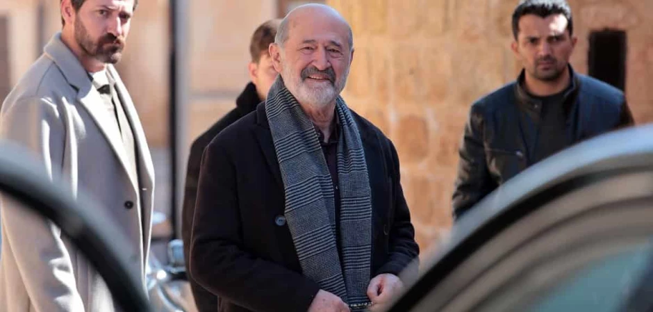 Далекий город - кадры из сериала