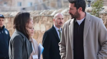 Далекий город - кадры из сериала