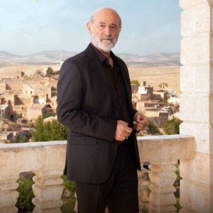 Актер Мюфит Кайчан в роли Эджмель Албора