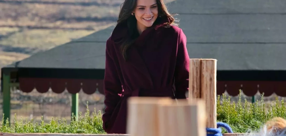 Далекий город - кадры из сериала